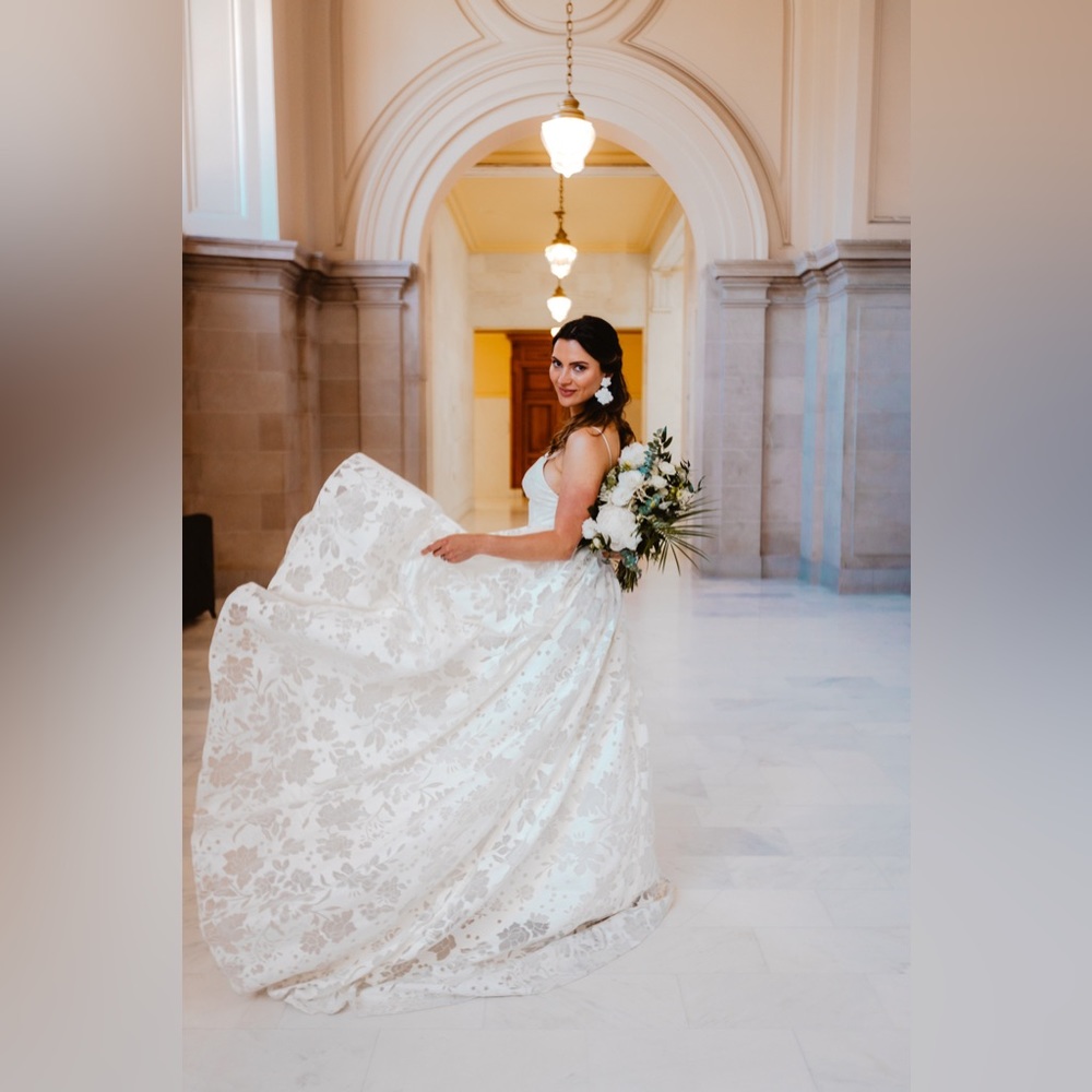 Wedding Dress - WTOO Delilah - Picture 2 of 5